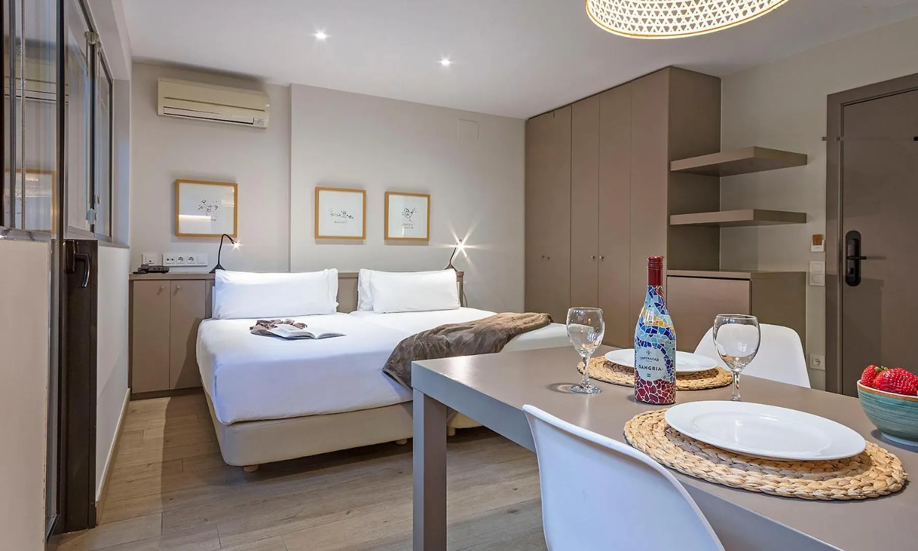 Aparthotel Bcn Montjuic Барселона 3*,  Испания