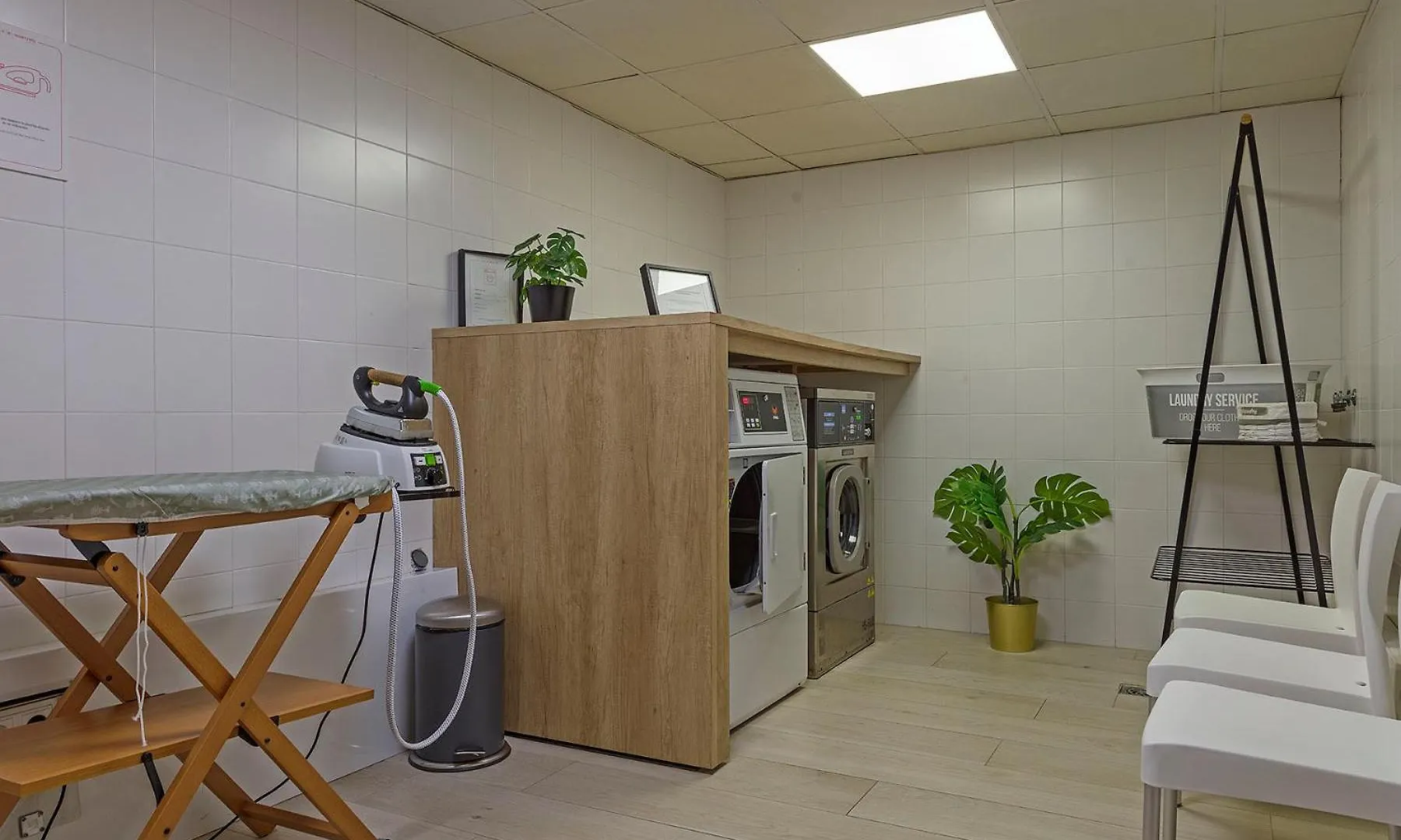 Aparthotel Bcn Montjuic Барселона