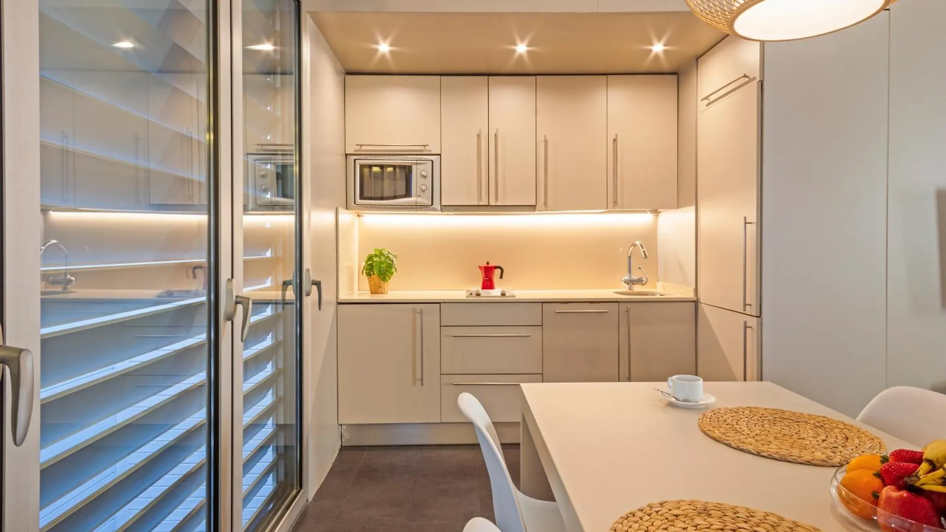 Aparthotel Bcn Montjuic Барселона