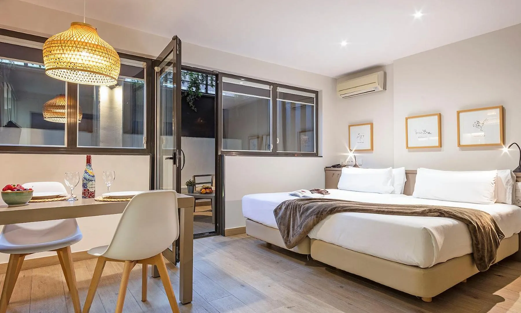 Aparthotel Bcn Montjuic Барселона